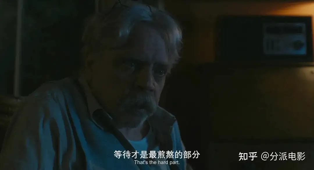 《查克的一生》奇幻悬疑,顶级男神新作太“销魂”