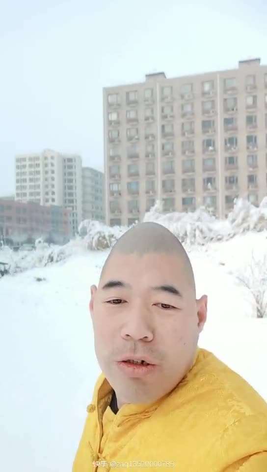 为什么费玉清唱《一剪梅》没火到国外,主播蛋哥唱了却火到国外了?