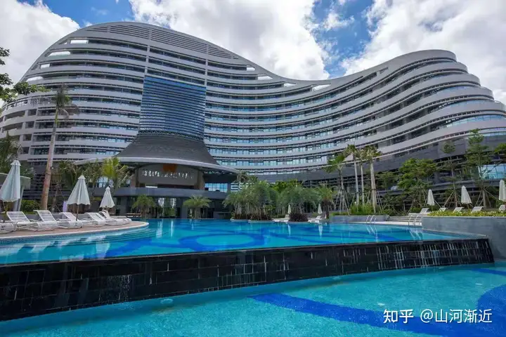 天津企业旅行团建丨三亚3-5日 蜈支洲岛 游艇观光出海 亚特兰蒂斯 希尔顿自助BBQ 团建活动