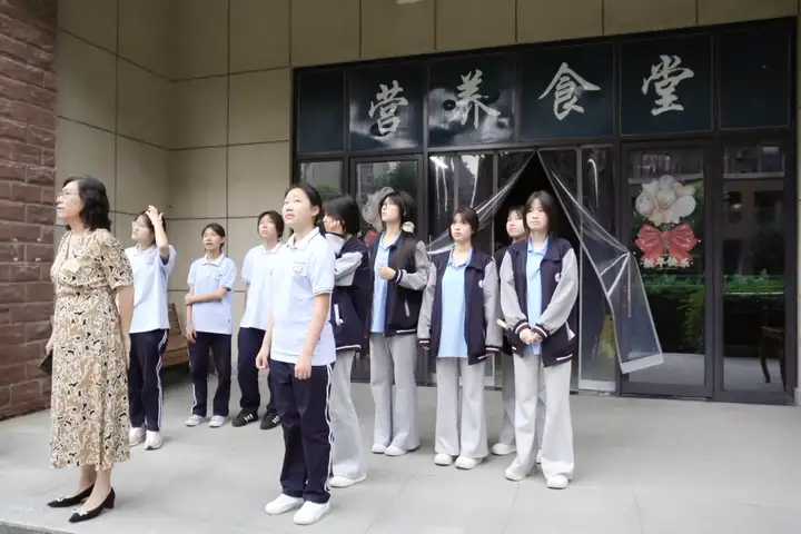 【活力校园】且行且观识百态 亦思亦学正青春 | 我校塘栖校区学子走进临平开展实践活动(图4)