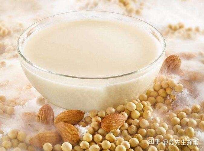 豆浆可以添加蜂蜜喝吗 蜂蜜水和豆浆隔多久 这些说法是真的吗 知乎 豆浆可以添加蜂蜜喝吗 蜂蜜水和豆浆隔多久 这些说法是真的吗 知乎