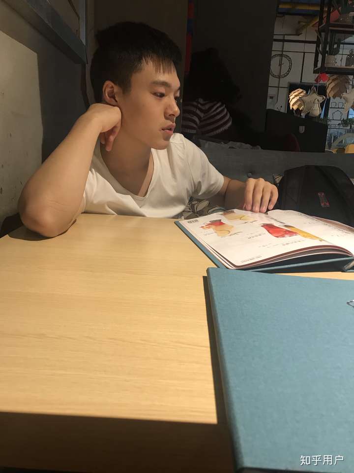 你见过最帅的高中男生长什么样?