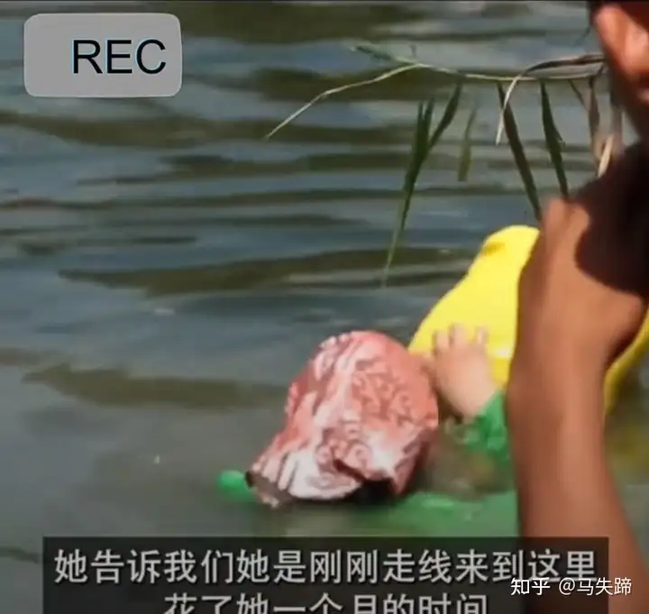 中国大姐在美墨边境试图翻越边境围墙，她能成功吗 - 墨华网 (图5)