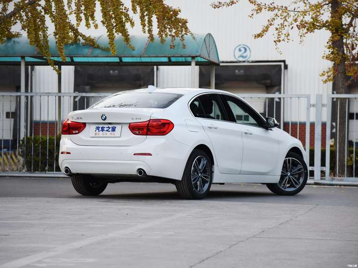 入门级豪车的宝马1系购车用车分析消费者可参考