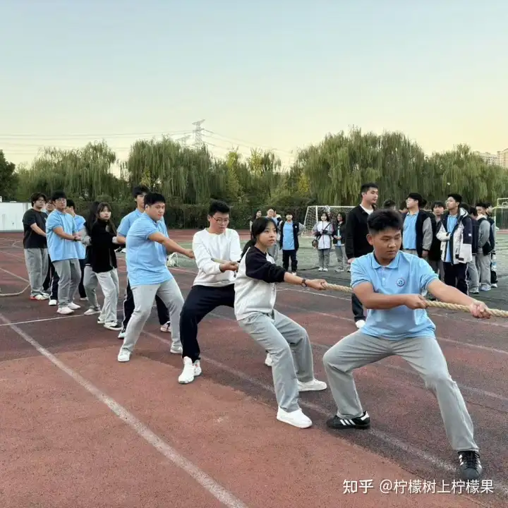 【活力校园】向阳而生行且远 肩负轻风共凌云 | 建筑装饰技术/幼儿保育2502班级风采展！(图7)