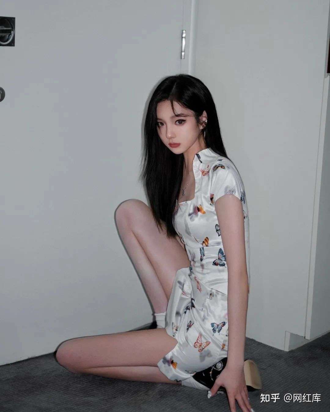 网红 | 小红书穿搭博主SheeNakkk，精致氛围感美少女 Instagram-第7张