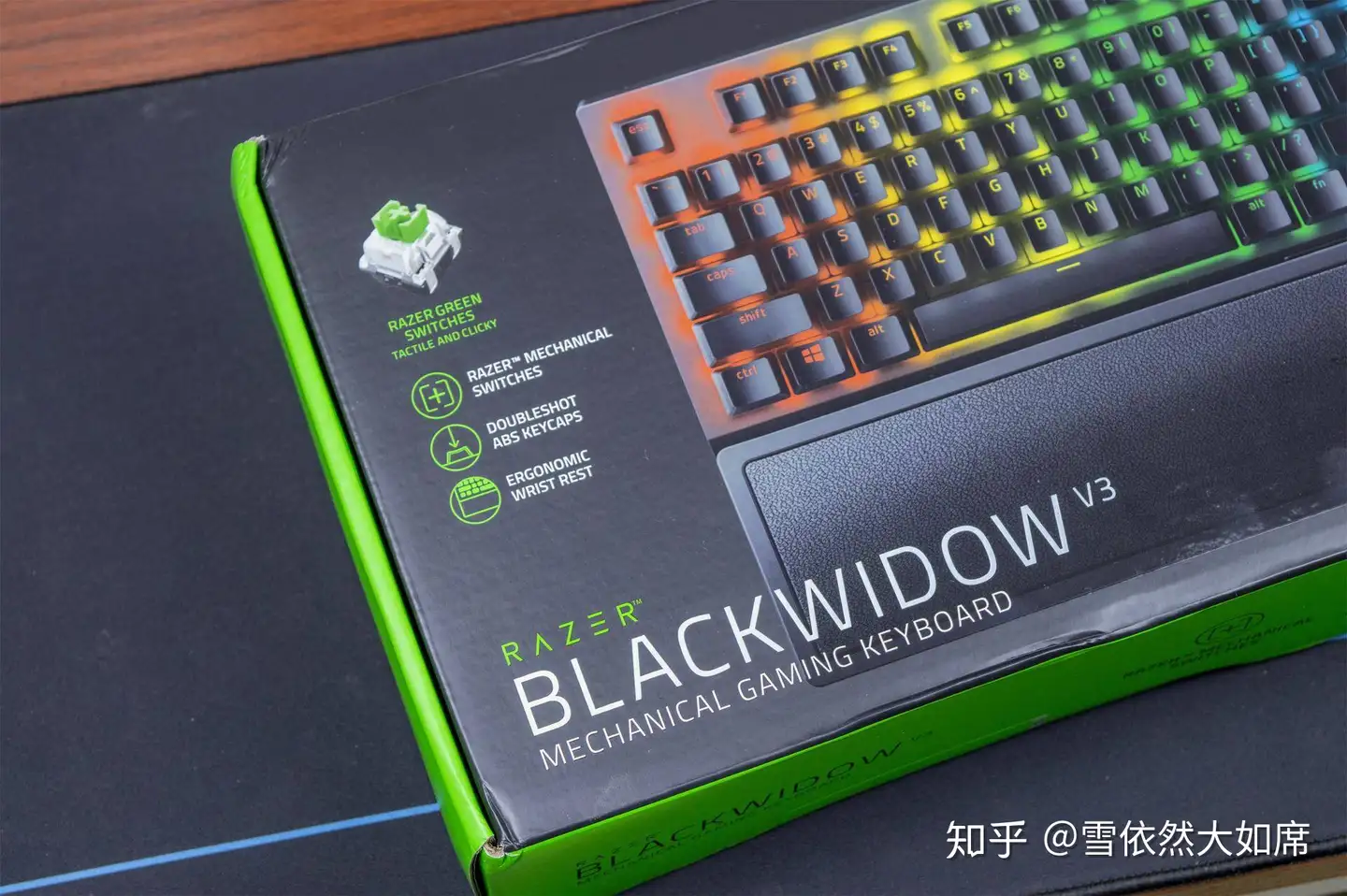 以灯之名,传奇再续:Razer BlackWidow V3 绿轴版开箱- 知乎