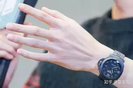 手控党绝对把持不住 这些男明星的手都可以单独出道了 知乎