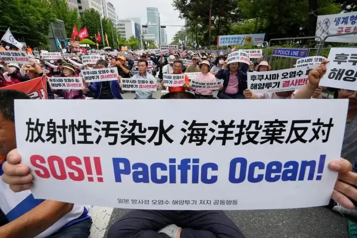 日本8月排核废水,韩国跪了,中国已提前反制,禁止日本食品进口