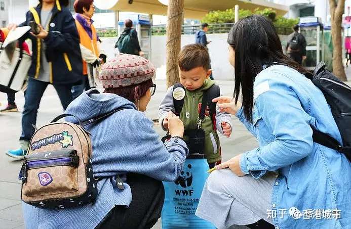 卖旗 香港一道美麗的風景線 這就是香港 知乎