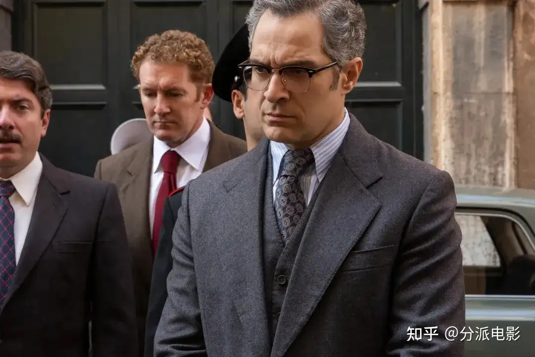 《伪术奇才》世纪绑架案改编，网飞新片太敢拍了