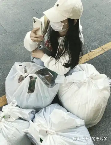 服装批发人员告诉你，怎么在网上买到便宜耐穿的大牌衣服？