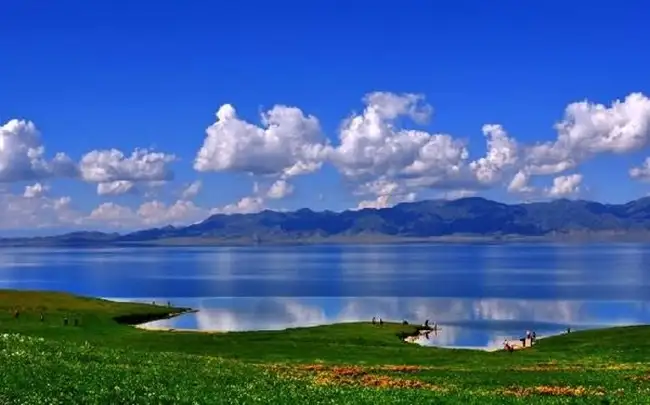 两个人去新疆旅游大概需要多少钱，新疆旅游人均消费（去新疆游玩人均3000左右）