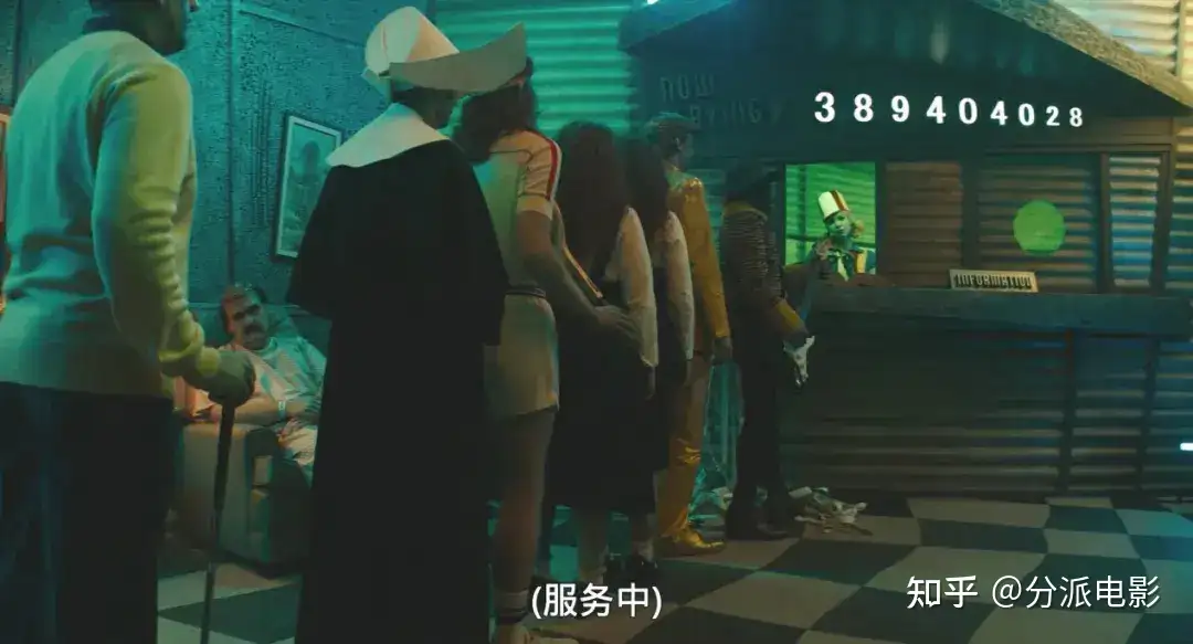 《怪奇大法师》太火爆!性感女神归来,大尺度新片登顶票房冠军!