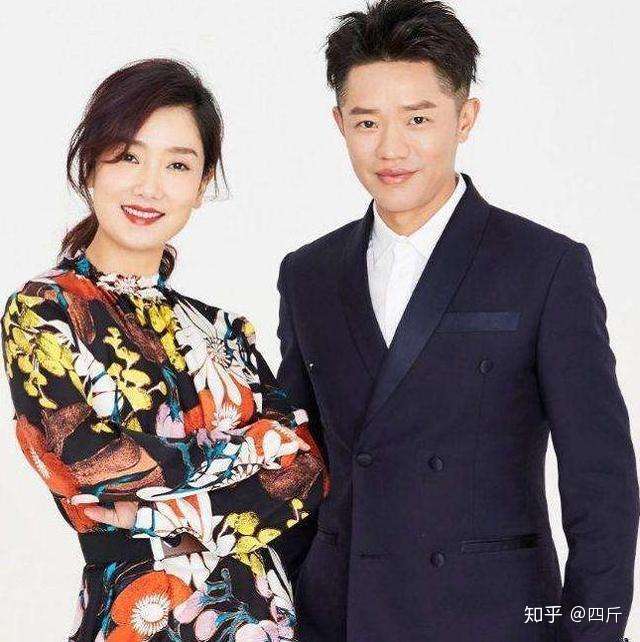 凤凰传奇被迫单飞 玲花独自现身显别扭 元宵晚会看到曾毅的地位 知乎 凤凰传奇被迫单飞 玲花独自现身显别扭 元宵晚会看到曾毅的地位 知乎