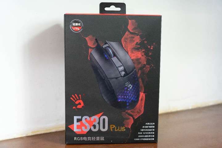 炫酷RGB灯效、宏编程等加持，血手幽灵ES30 Plus轻量化鼠标助力极致游戏体验