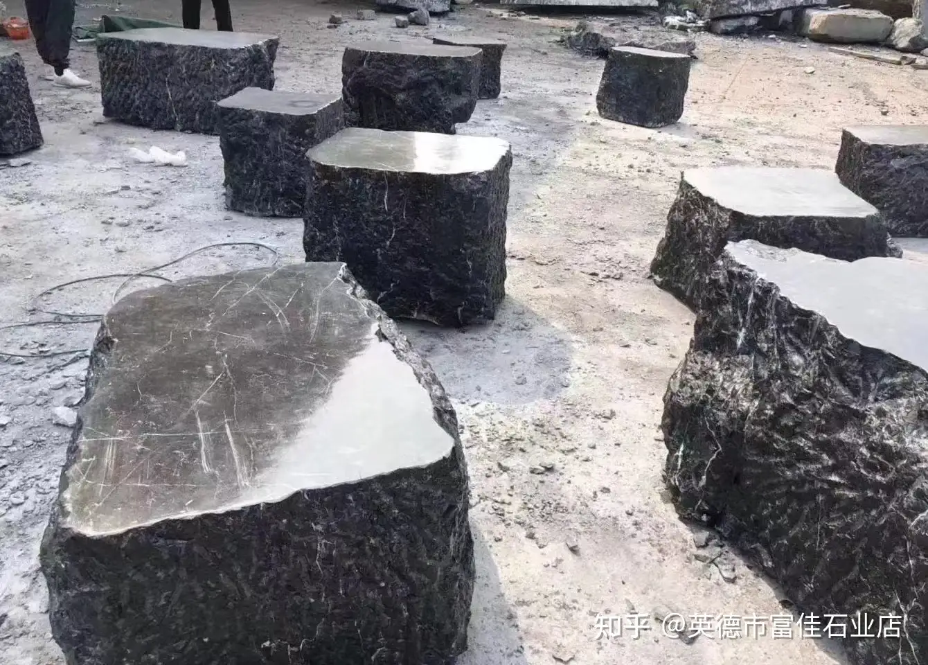 景观石茶台凳子 黑山石加工成石头桌子凳子 知乎