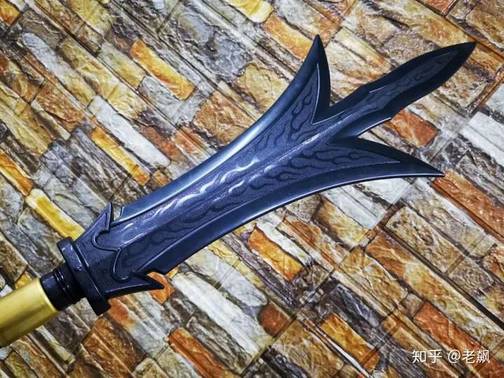 new龙裕超梦幻长款兵器到货特惠