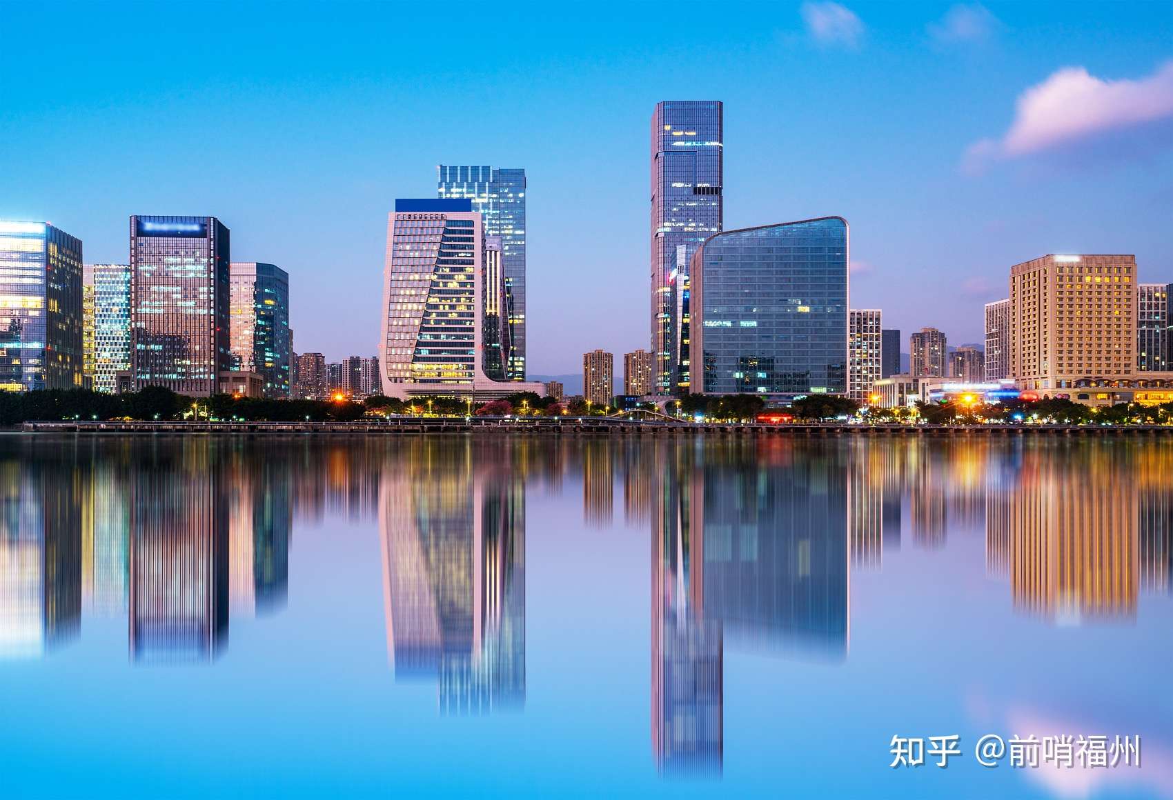 前哨福州 的想法: 福州台江区两大中央商务区闽江北岸cbd与… - 知乎