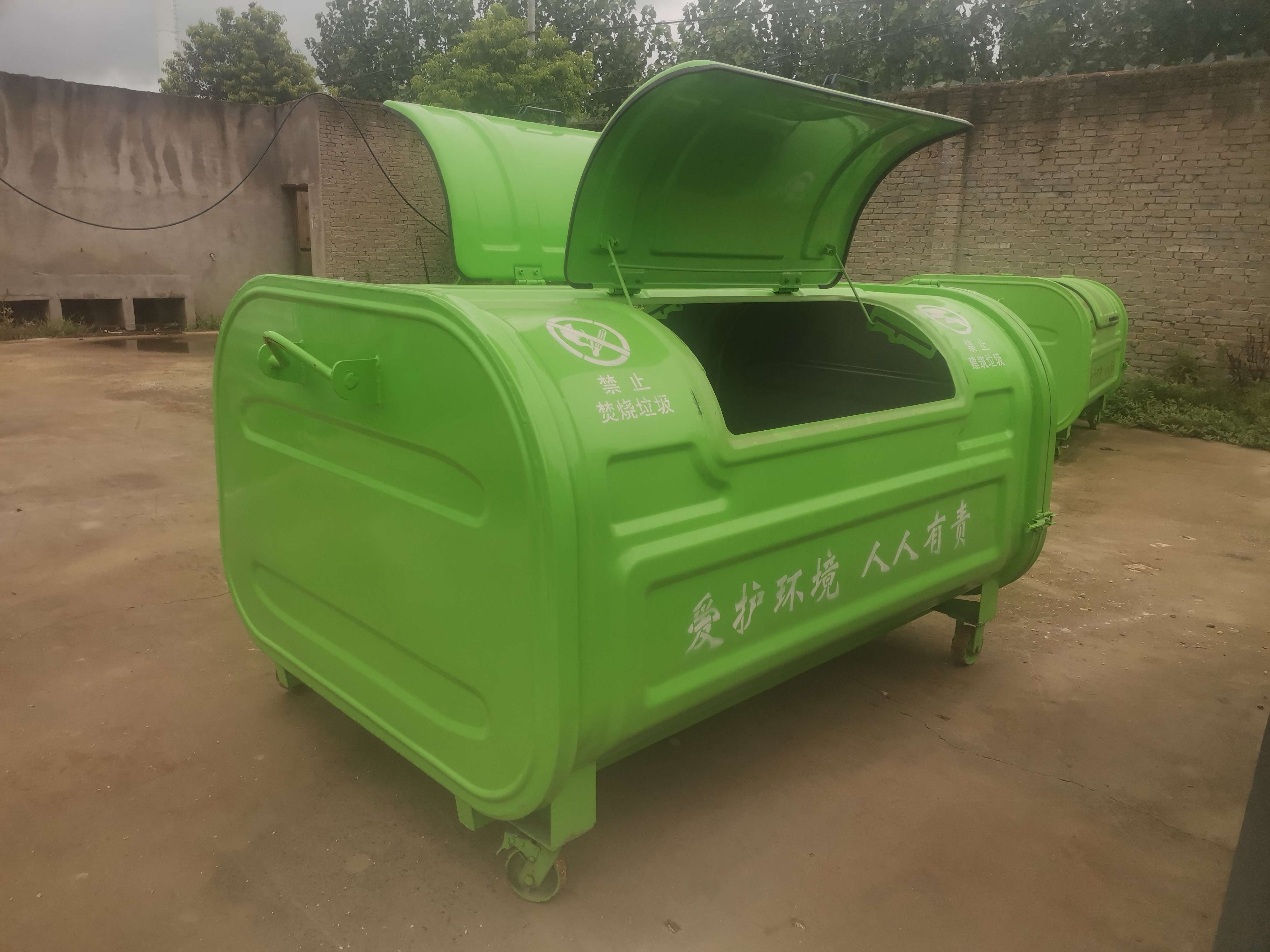 若风 的想法: 3立方勾臂式垃圾箱,车厢可卸式钩臂烤漆… - 知乎