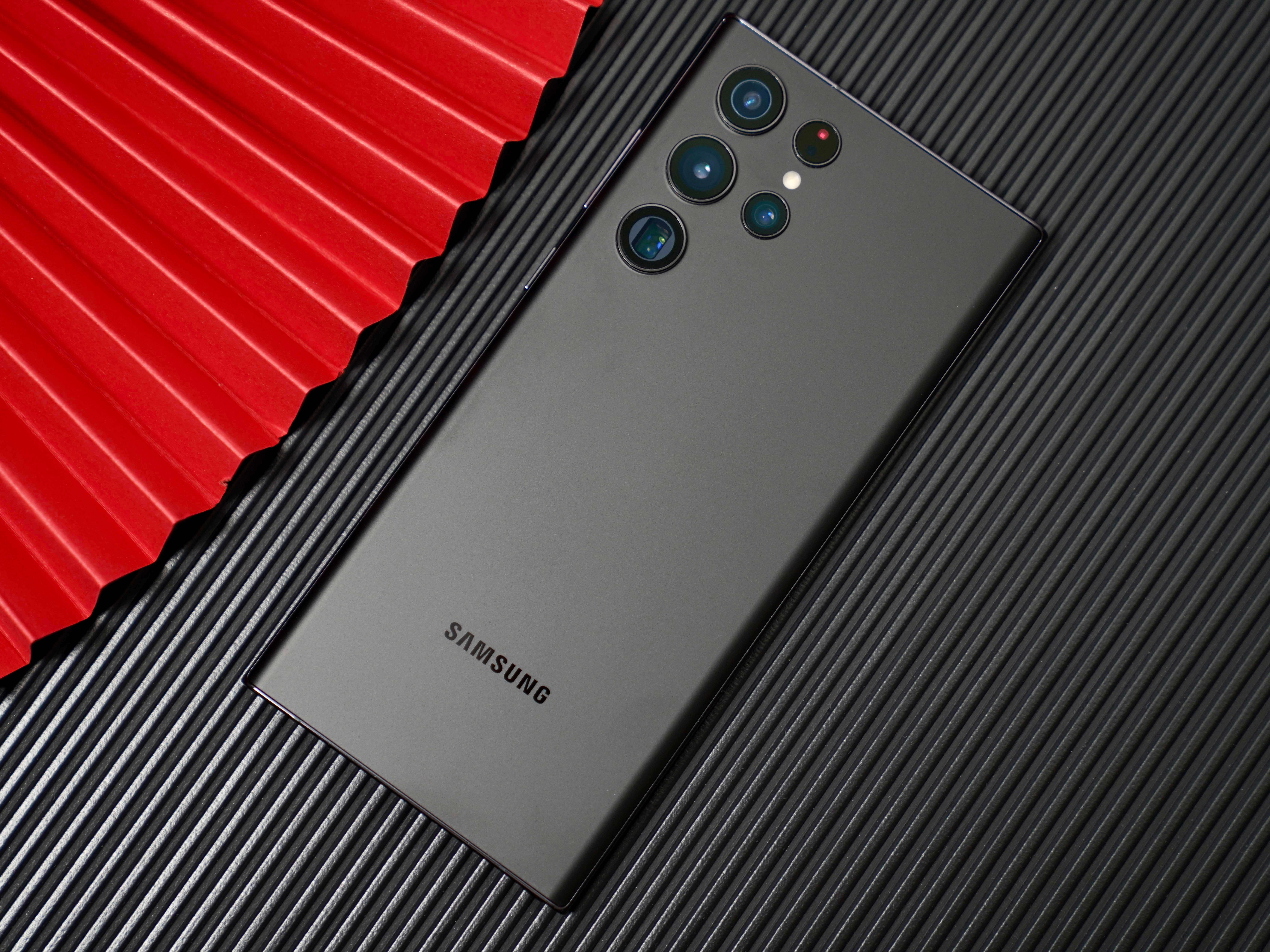 科技daily 的想法: 来一组「三星galaxy s22 ultra-曜夜黑」… - 知乎