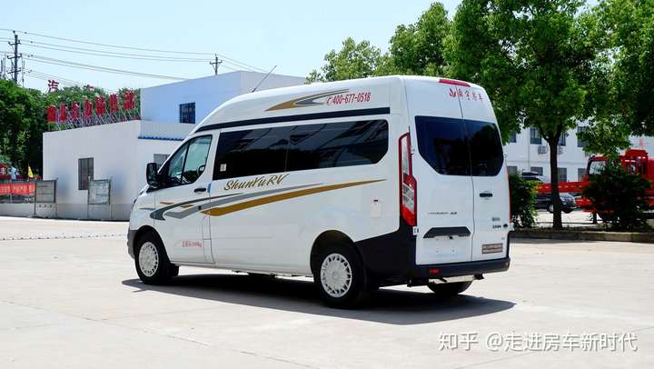 福特新全顺v362中轴中顶汽油自动挡国六b型房车