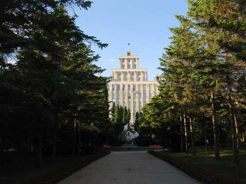 東北林業大學