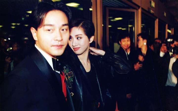 娱乐圈有哪些非常要好,但无关风月的异性好友?