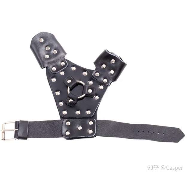 28磅的反曲弓射900挠度的玻纤箭会爆箭穿手吗?