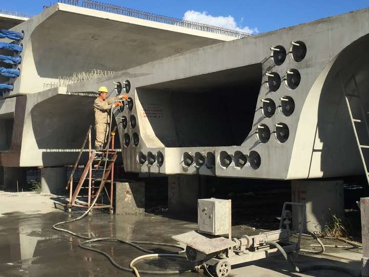 桥梁工程施工在钻孔过程中产生坍孔应该如何处理