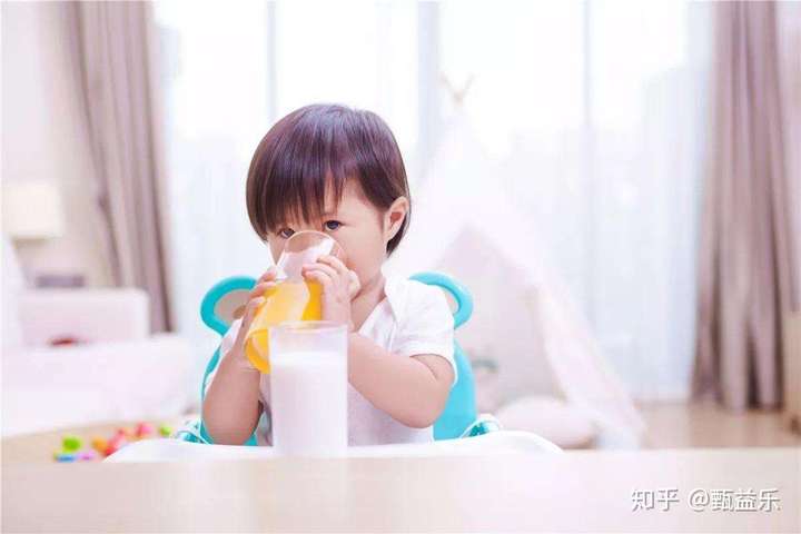 甄益乐影响孩子说话晚的生活方式