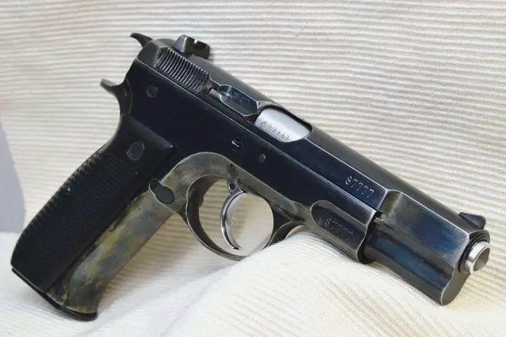 【原创】CSGO皮肤测评（22）CZ75兵器测评（csgocz75经济吃磨损嘛）