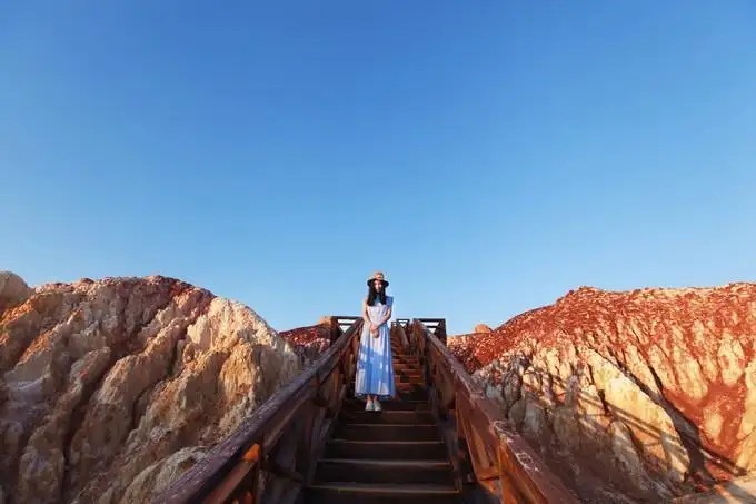 两个人去新疆旅游大概需要多少钱，新疆旅游人均消费（去新疆游玩人均3000左右）