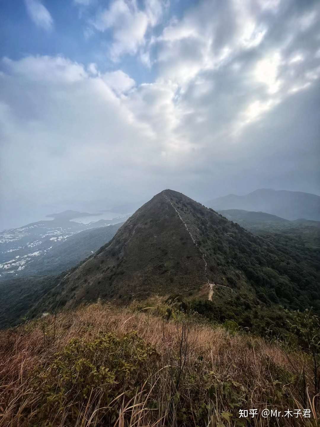 香港爬山 Hiking行山 弯曲山 知乎