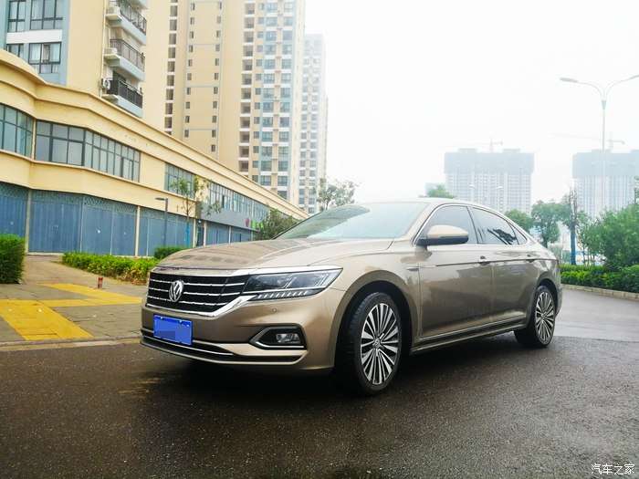 入手金色帕萨特生活总是要有一些惊喜