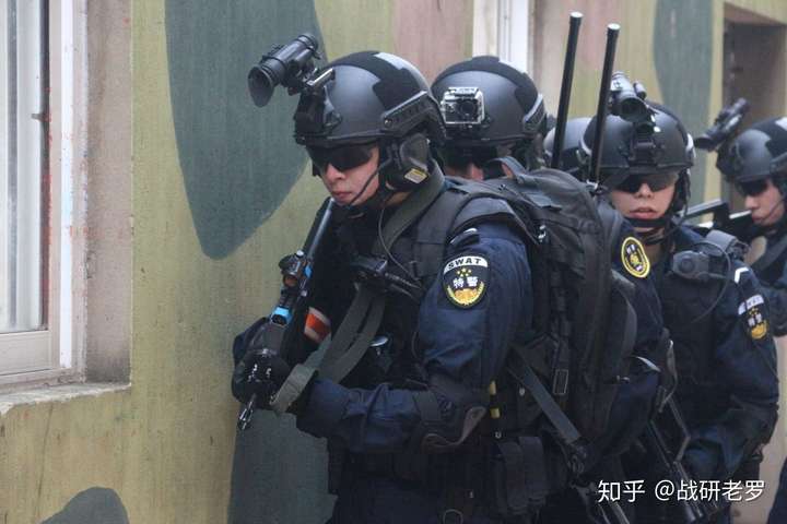 南京森林警察学院特警图片