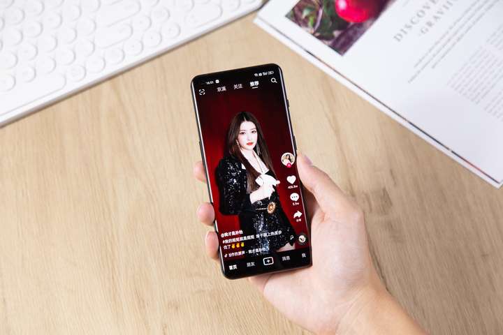 什么手机屏幕不伤眼睛（2022目前护眼最好的手机是哪款）
