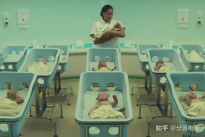 这部Netflix奇幻剧集《鹿角男孩》叫板怪奇物语?它还太嫩了!