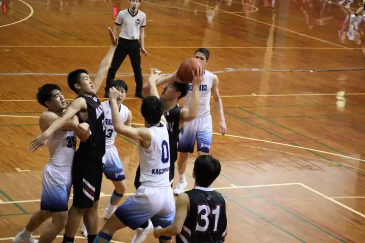 请输入图片描述