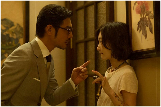 还有之前挺火的电影《喜欢你》,鬼马精灵的周冬雨和成熟沉稳的