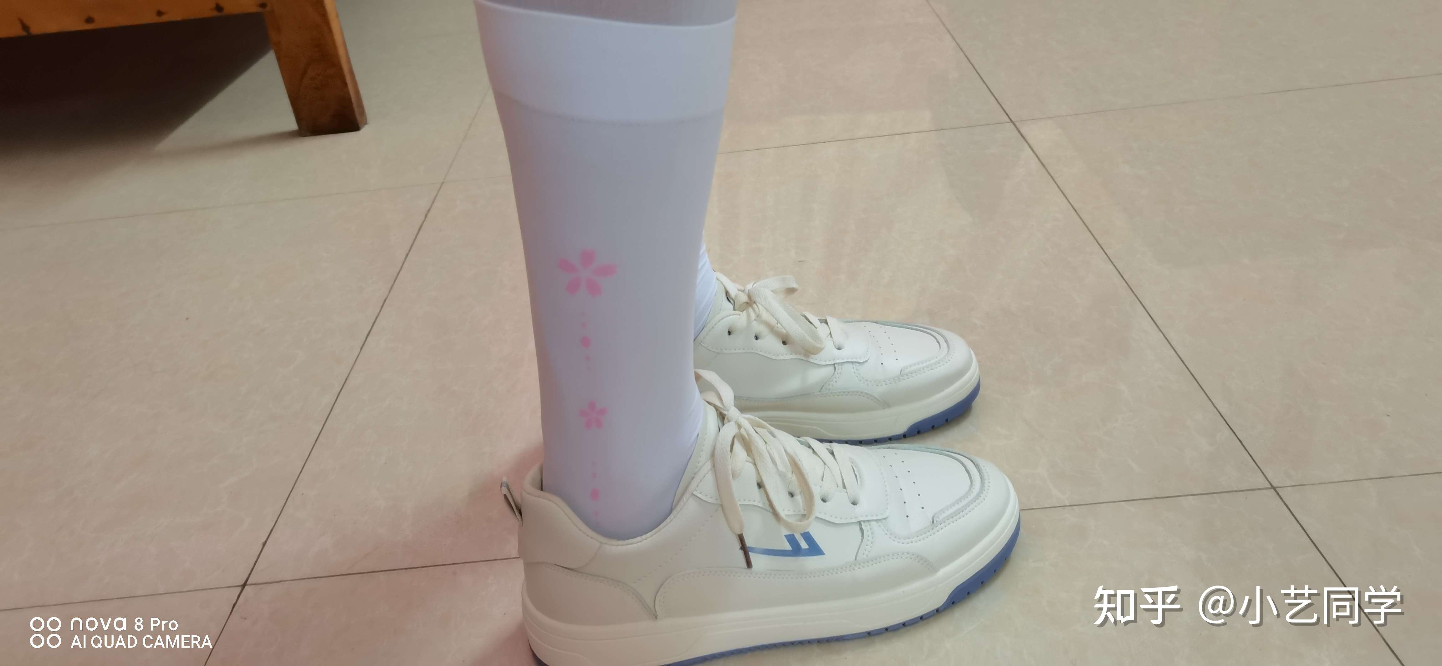 小艺同学 的想法: 这短筒袜也很好看啊 #白色丝袜# #短筒袜# - 知乎