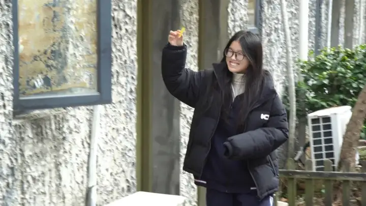 与蛇俱进 不“福”不行|富阳校区开展 “集五福・迎蛇年” 喜迎元旦活动(图1) 与蛇俱进 不“福”不行|富阳校区开展 “集五福・迎蛇年” 喜迎元旦活动(图1)