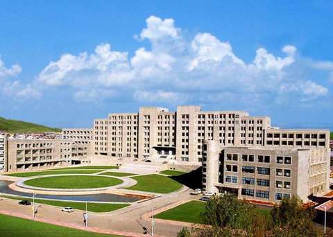 大连大学