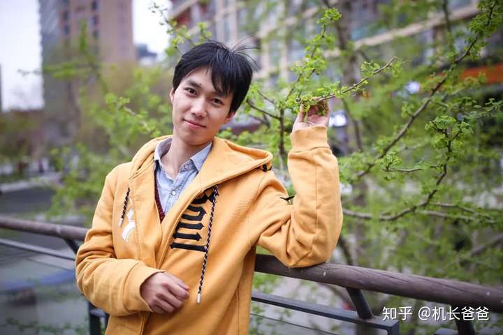 旅行达人,二胎爸爸,公众号"锐摄影工作室" 祖飞 规培于北京同仁医院