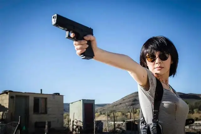 做的,就是和生命与时间赛跑,所以复仇与赎罪成为了这位杀手的最后心愿