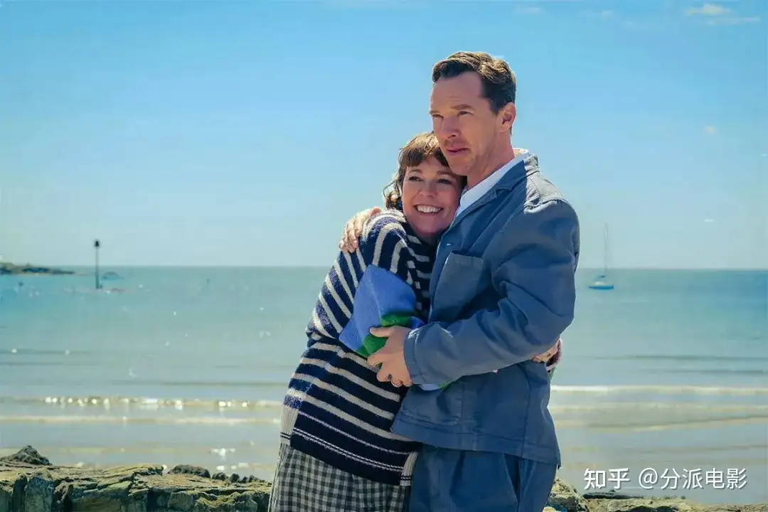 《玫瑰》卷福联手“英国女王”上演嘴贱版史密斯夫妇