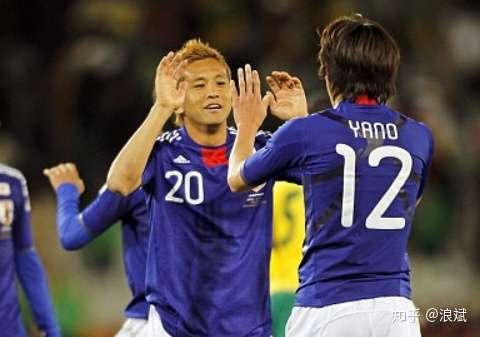 伴随日本足球在平成年代的崛起的九位球星 知乎