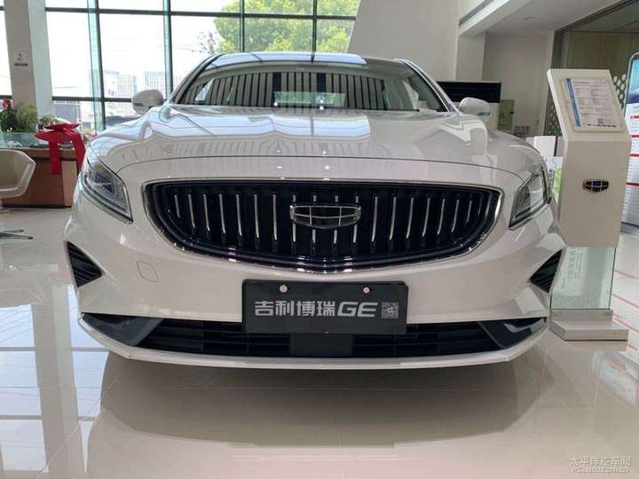 新款吉利博瑞ge到店 售14.68万元起