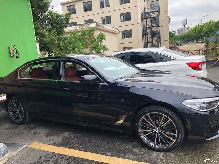 Bmw不负等待 款宝马530li 尊享型m提车用车心得感受 知乎