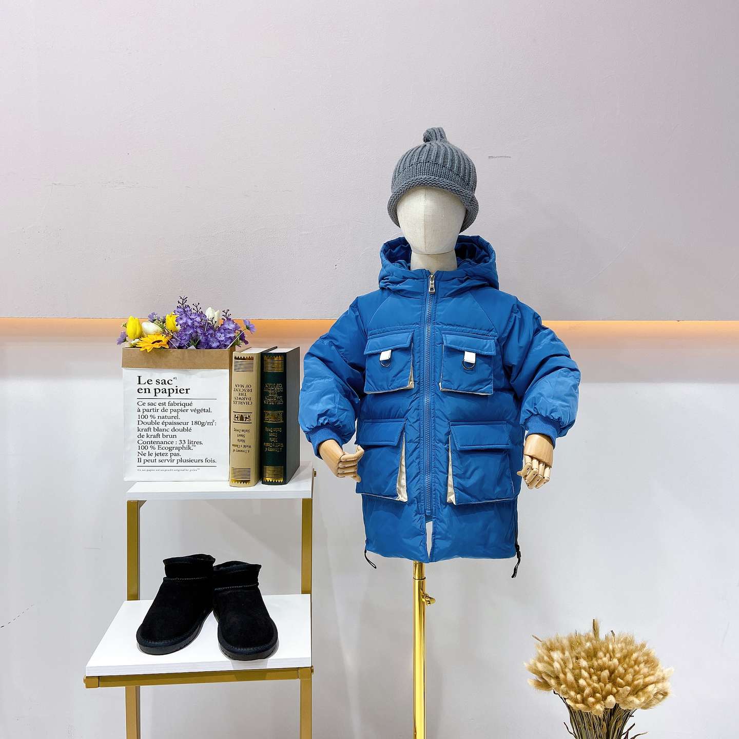 精品 反季重磅神货浙江网红品牌 衣尺衣寸 羽绒服 时尚潮流款 颜色超丰富 广州品牌童装折扣批发走份 知乎